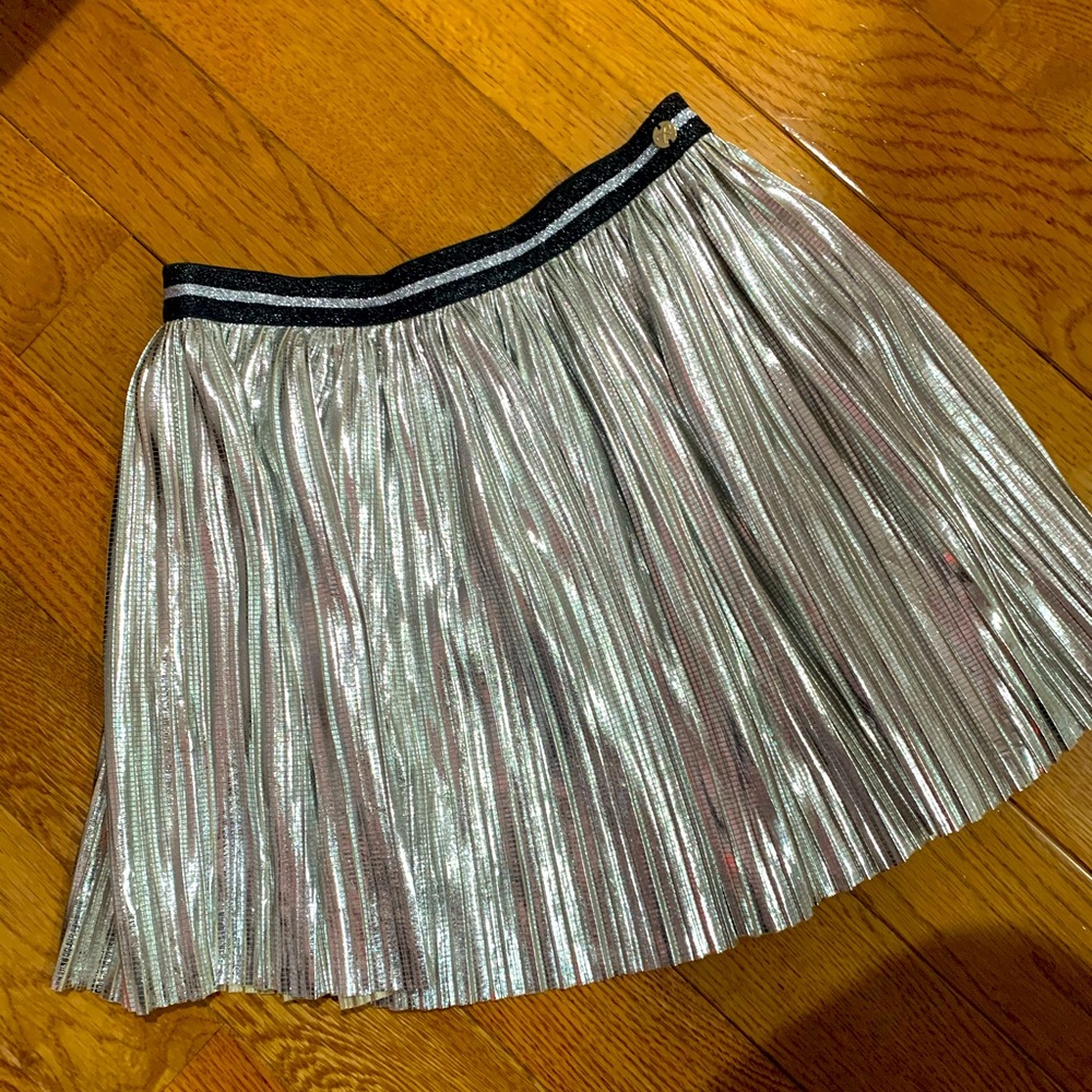 Size 10 girls silver shimmery skirt